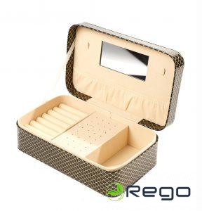 Rotaslietu kaste Callera, melkna/zelta krāsā, 25x15x8cm