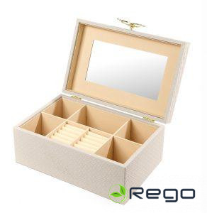 Rotaslietu kaste Callao ar dragonfly slēdzeni, 32x21x14cm