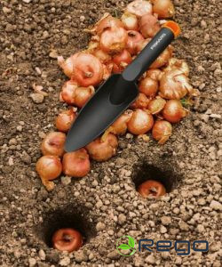 Fiskars piķējama lāpstiņa (1000695)