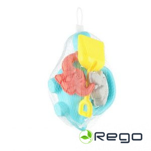 Bērnu smilšu rotaļlietu komplekts- lejkanna, smilšu figūras