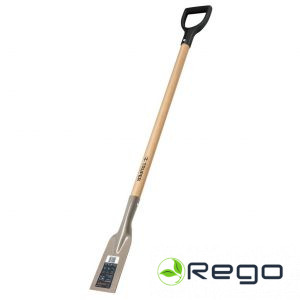 Truper Īpaši izturīgs skrāpis ar koka kātu un D-veida rokturi, 133cm (SCR-4D)