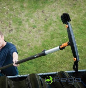 Fiskars Noteku tīrītājs QuikFit 135542 (1001414)