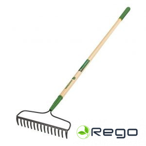 John Deere kalts lokveida grābeklis ar koka kātu un metāla zariem, 166cm